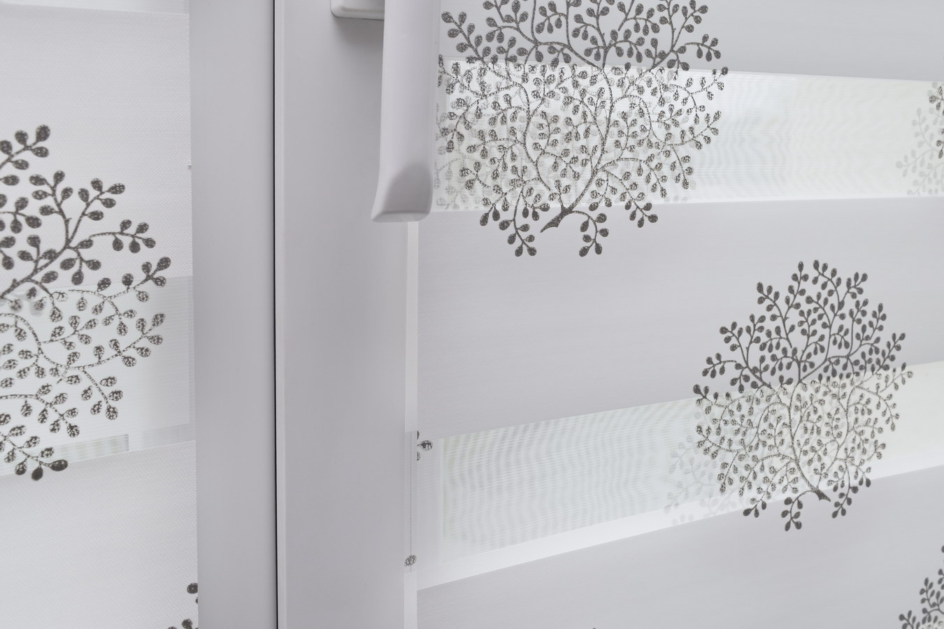 Рольшторы День-Ночь МИНИ СЕРЕБРО DECOR